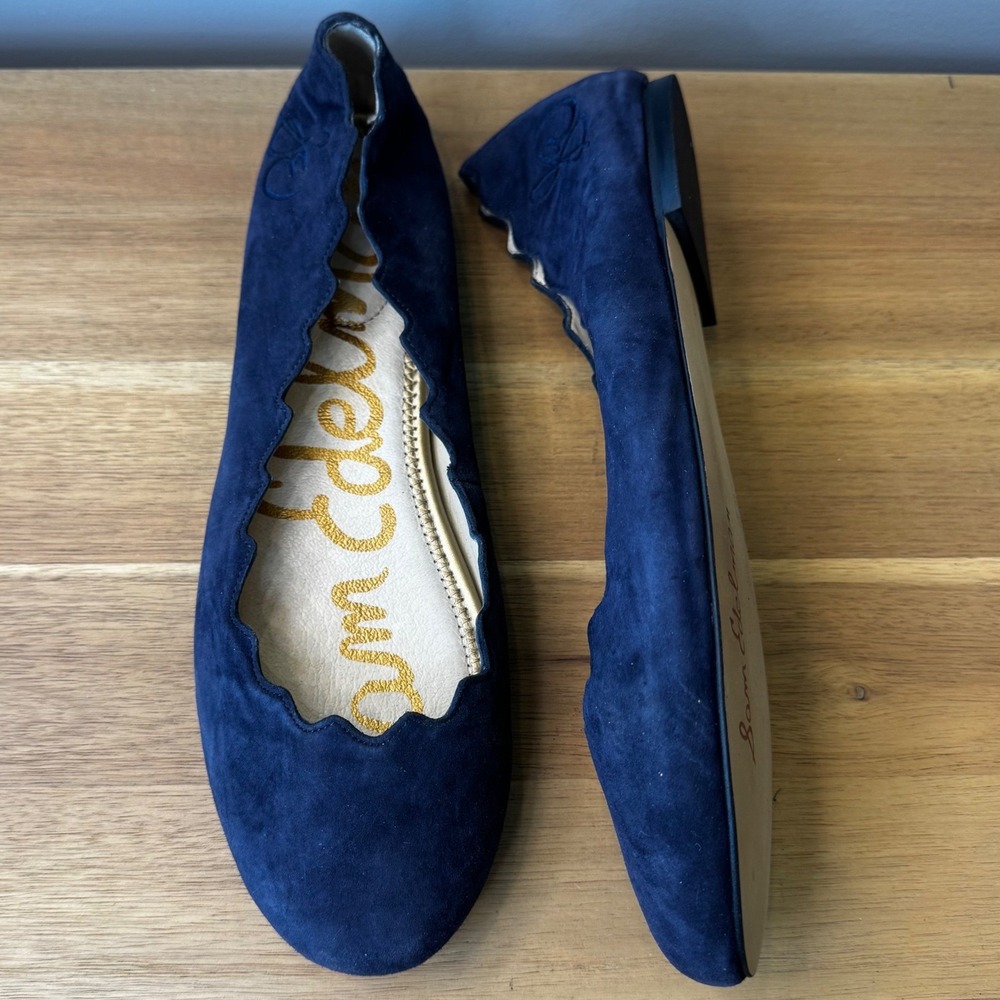 Sam Edelman Felicia Women 7 Navy Blue Suede Scalloped Ballet Flats Classic Chic